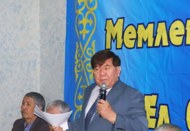 В Алматы прошел ежегодный сентябрьский митинг Мухтара Шаханова