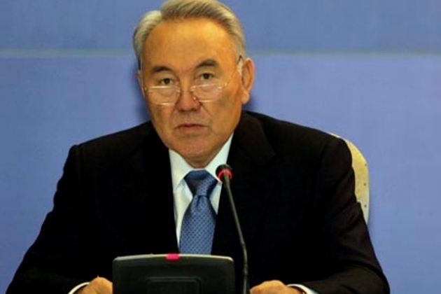 Казахский президент обещает не допустить банкротства банков