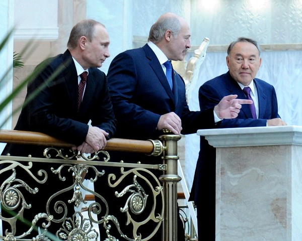 Беларусь и Россия спешно утрясают спорные вопросы