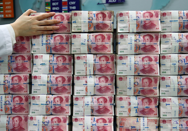 Растущий юань, слабеющий рубль