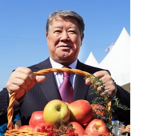 Ахметжан Есимов