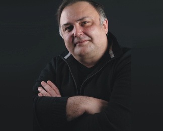 надо внедряться в чужое информационное пространство