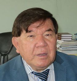 Мухтар Шаханов