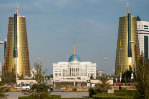 «Они окружают президентов». «Без права на ошибку. Как спасая экономику, не утопить её?». «Деньги в Нацфонде могут скоро закончиться». «Электоральные конвульсии. Оппозиция снова не выдержала испытания выборами». «Добиться тихих выборов»